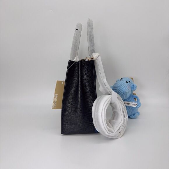 Michael Kors MK Medium Mercer Messenger Crossbody Leather Bag In Black Gold $448 - Picture 3 of 15